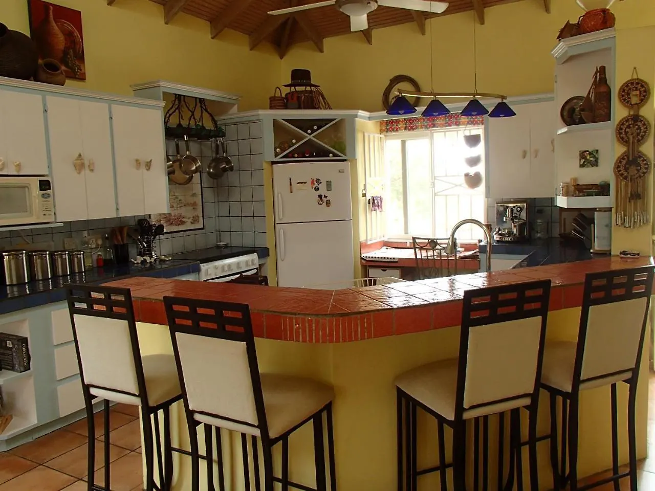 Pointe Dubique Bed And Breakfast Calibishie